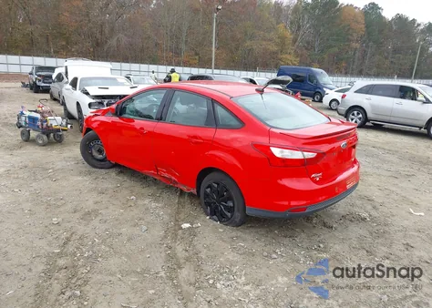 2012 Ford Focus Se z USA, uszkodzony, nr VIN 1FAHP3F28CL307837